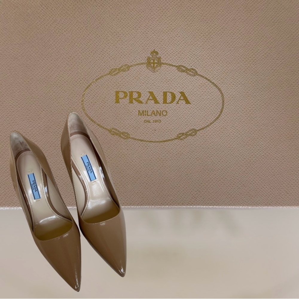 PRADA Calzature Donna Vernice St. Saffiano Cammeo Pump Heels - Picture 3 of 13